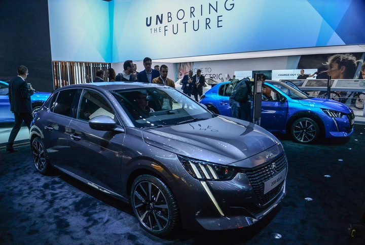 Peugeot 208 ed e-208 al Salone di Ginevra 2019