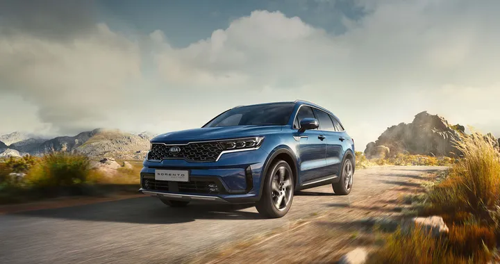 Nuova Kia Sorento 2021: motori ibridi, allestimenti e prezzi