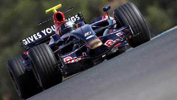Jerez: Vettel si conferma mago della pioggia