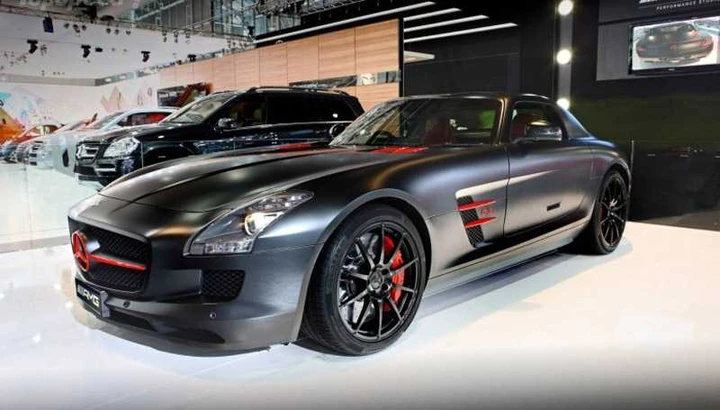 Mercedes SLS AMG Night Black
