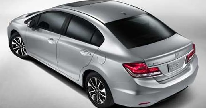 Honda Civic Sedan al Salone di Los Angeles 2012