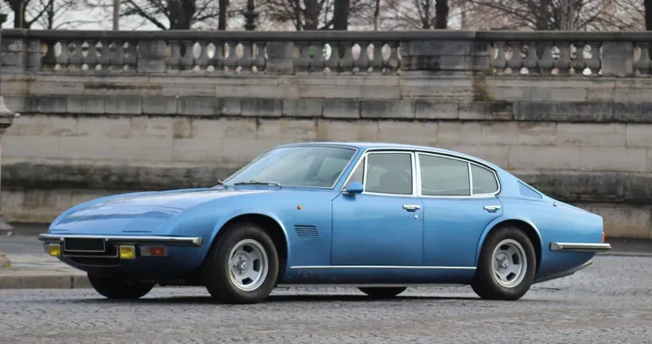 Monica 560 V8: l'elegante berlina francese che sfidò i giganti del lusso