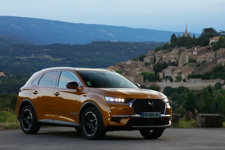 DS 7 Crossback: debutta il motore PureTech da 225 cavalli