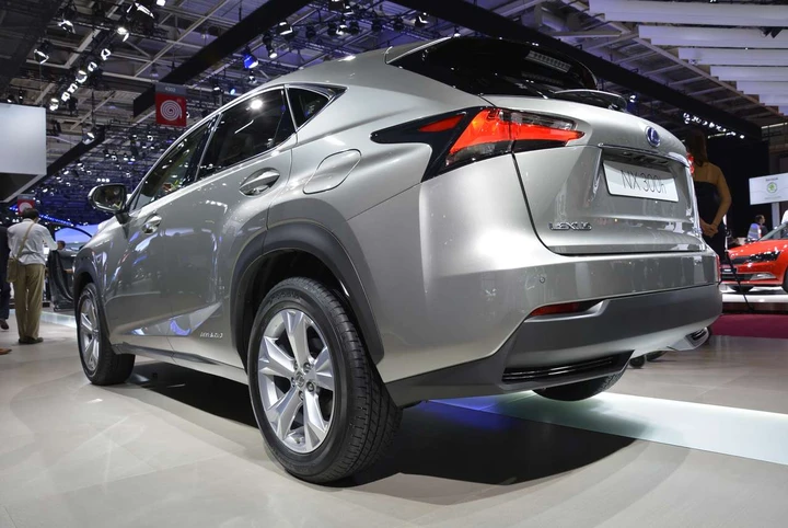 Lexus NX al Salone di Parigi 2014