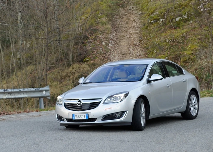 Opel Insignia 2.0 CDTI Ecopower Cosmo: la prova su strada