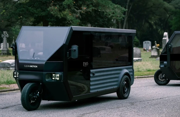 Carro funebre elettrico: la soluzione minimal che arriva dalla Svezia