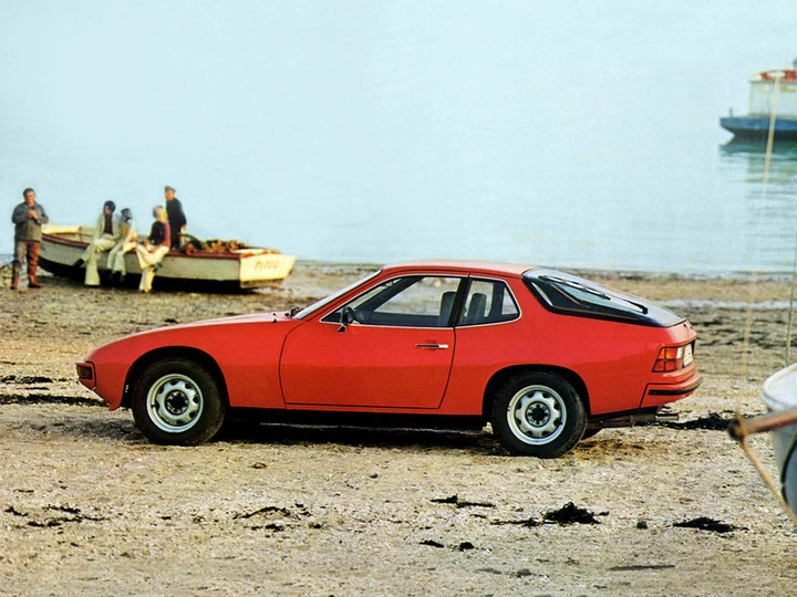 Porsche 924: le immagini ufficiali
