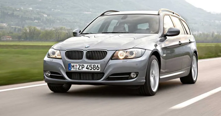 BMW 320d EfficientDynamics: nel 2011 anche Touring