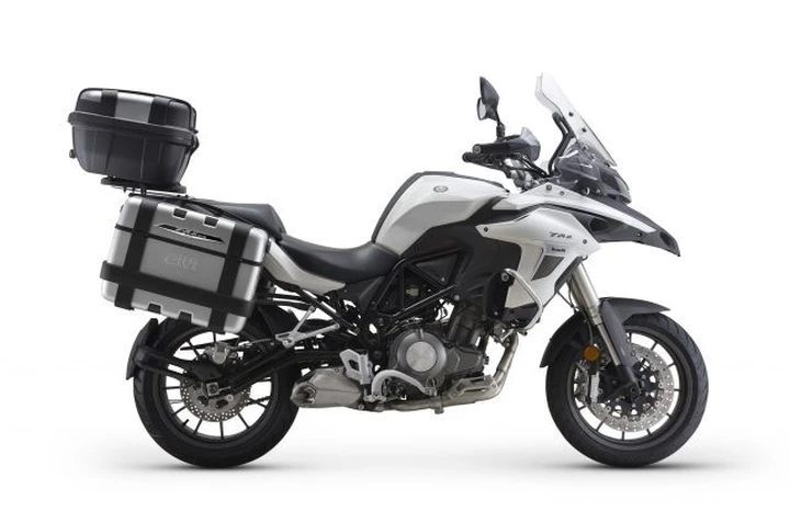 Benelli TRK 502: in arrivo nuovi accessori