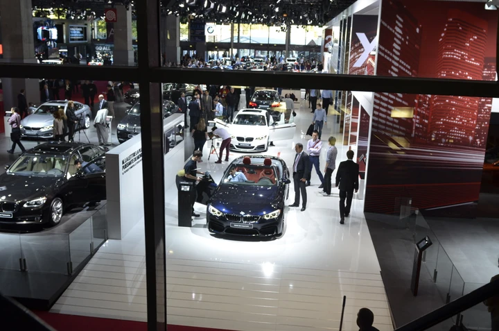 Stand BMW al Salone di Parigi 2014