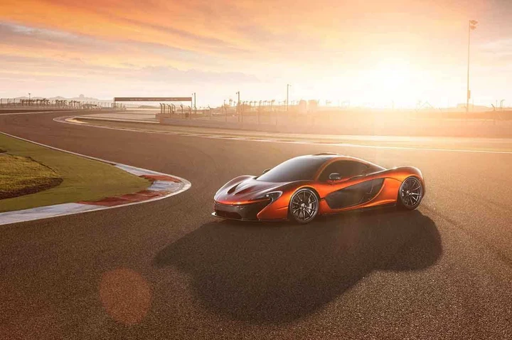 McLaren P1, le foto ufficiali