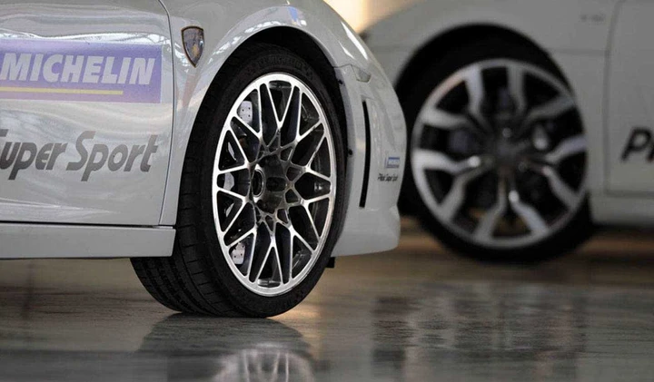 Nuovi pneumatici sportivi Michelin Pilot Super Sport