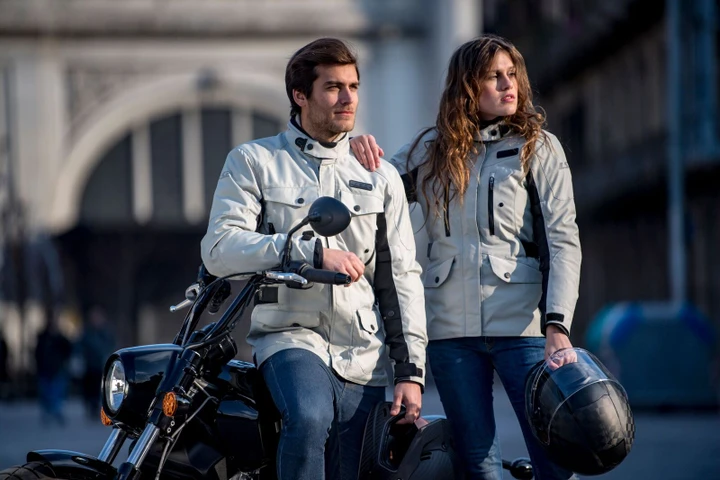 LS2, presentata la nuova collezione d’abbigliamento