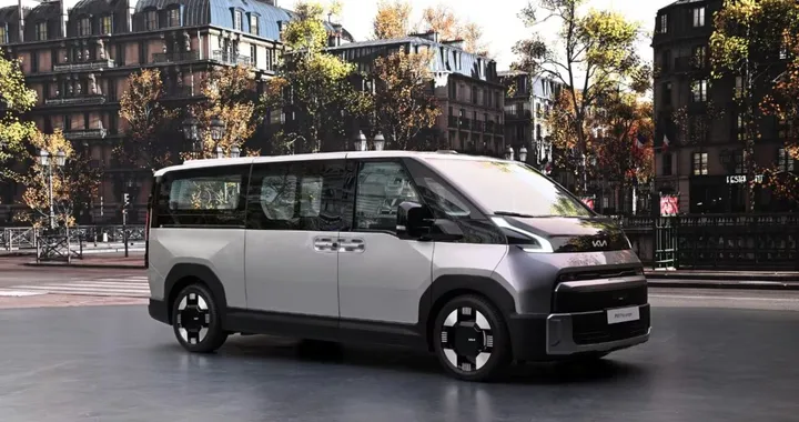 Kia PV7 Passenger, elettrico con 9 posti e oltre 460 km di autonomia