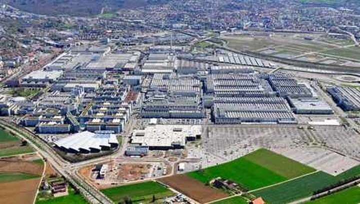Daimler trova un accordo coi sindacati
