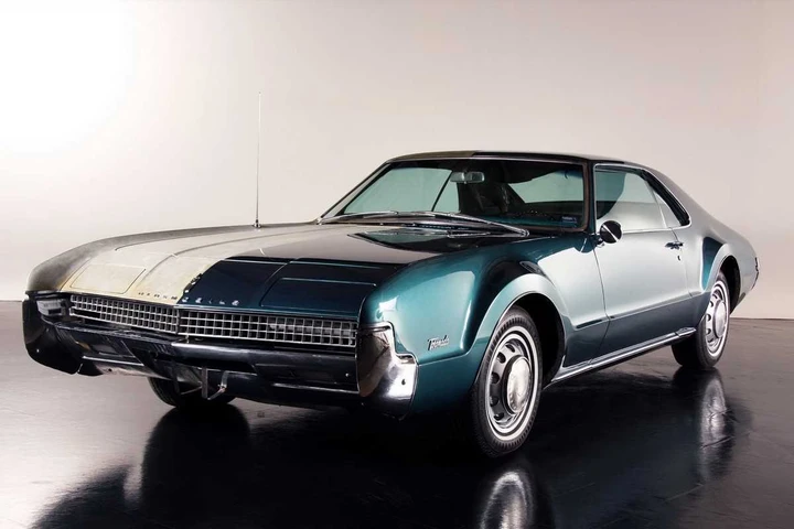 Oldsmobile Toronado Two Face: un restauro a metà