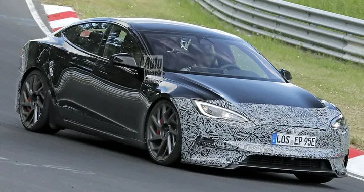 Tesla Model S: un'icona da rilanciare