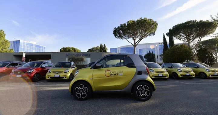 Smart: 300 miglia per arrivare al Motor Show