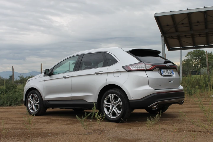 Ford Edge 2.0 TDCI AWD Titanium: la prova su strada