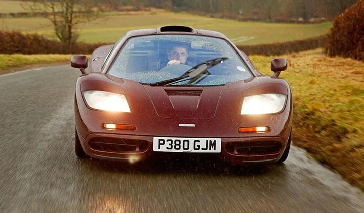 McLaren F1: l’auto di Rowan Atkinson venduto per una cifra record