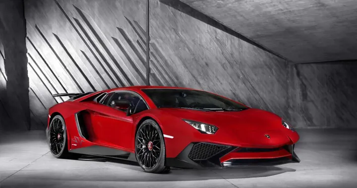 Lamborghini Aventador SV Roadster: si svela a Pebble Beach