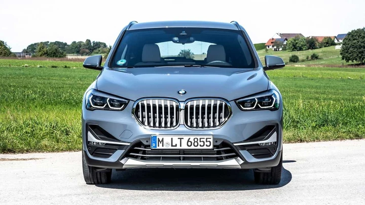 Nuova BMW X2 2023: il SUV compatto sarà anche elettrico