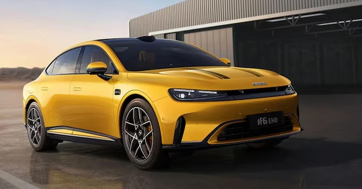 Smart #6, debutta la nuova berlina: 435 CV e tecnologia Extended Hybrid