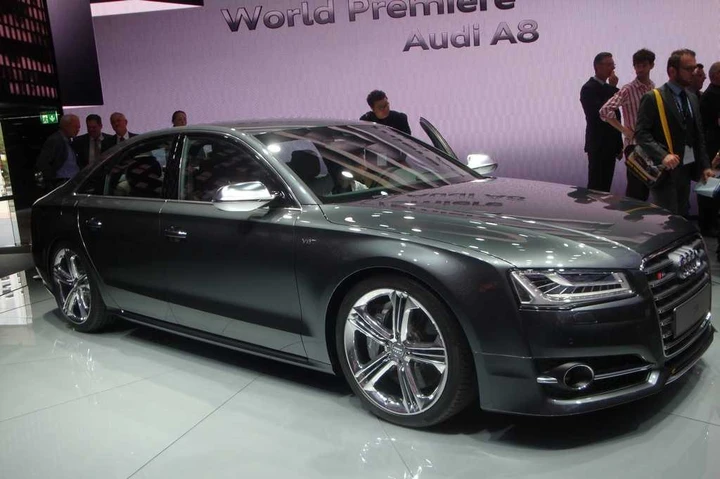 Audi A8 2014: anteprima al Salone di Francoforte