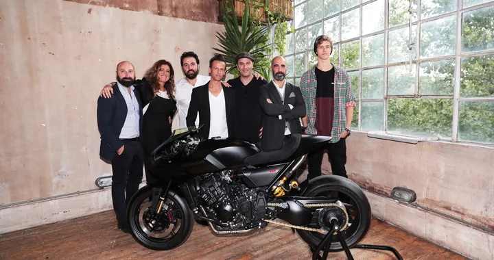 Moard: moto e arte si fondono in uno speciale e suggestivo show