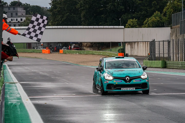 Renault Clio Cup: Jelmini conquista il titolo a Vallelunga