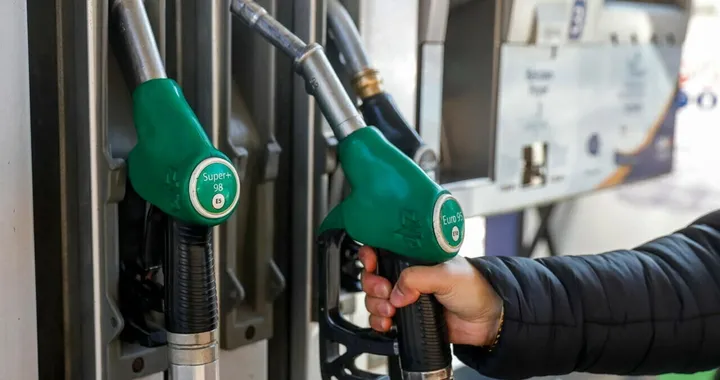 Carburanti: a giugno 2022 i prezzi continuano a salire