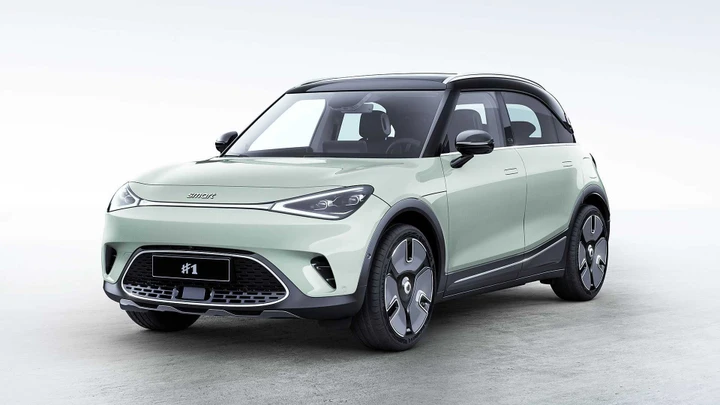 Nuova Smart #1 2023: le immagini ufficiali