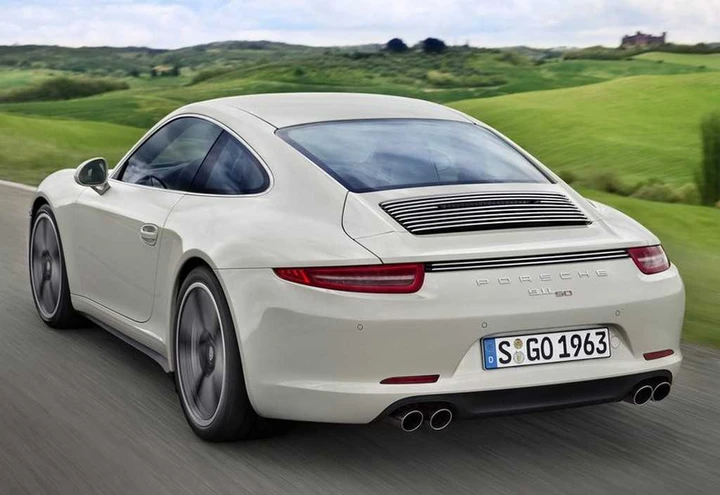 Porsche 911: edizione limitata per i 50 anni
