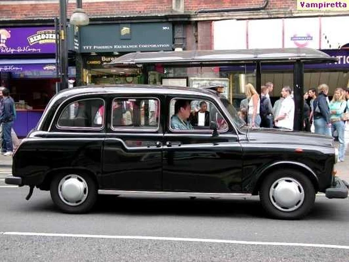 I taxi di Londra saranno cinesi, li fornirà Geely