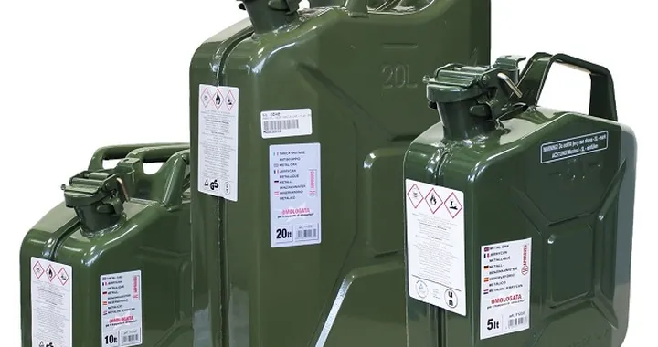 Taniche carburante: quanta benzina si può trasportare? Le regole