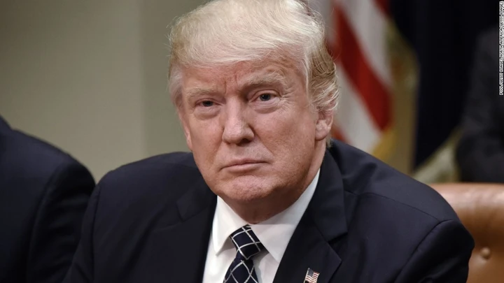 Trump vara i dazi su alluminio e acciaio: l'auto tra i settori più colpiti
