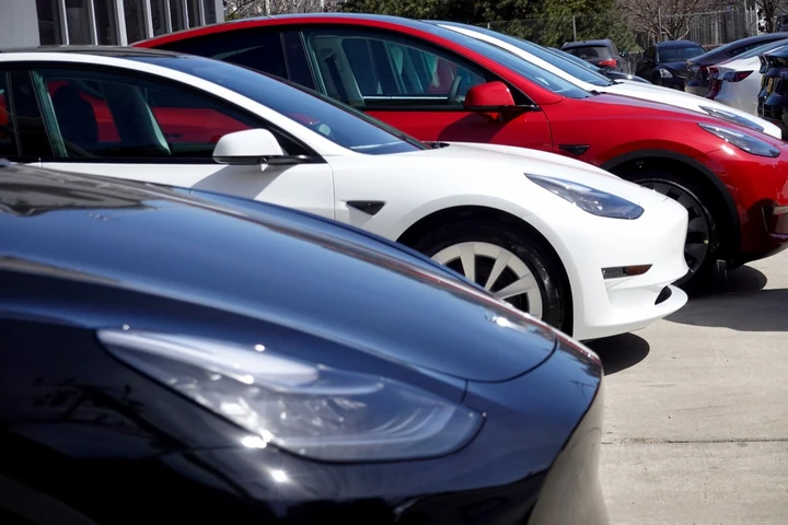 Tesla apre al mercato dell'usato: un nuovo capitolo nella storia della mobilità elettrica