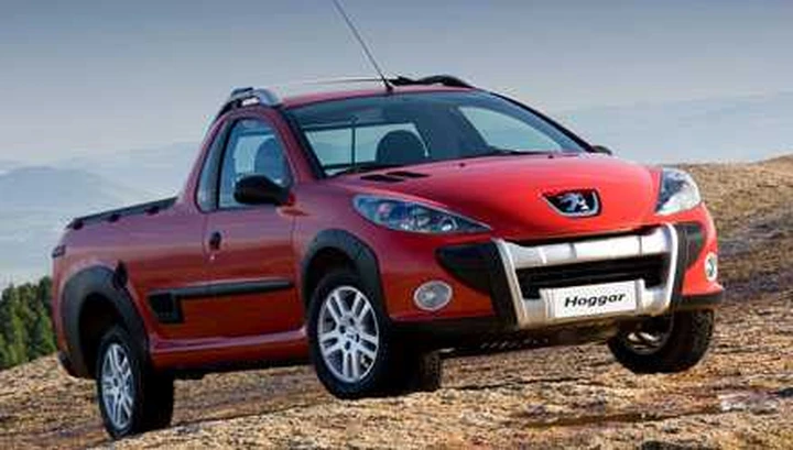Peugeot lancia la pick up Hoggar su base 207
