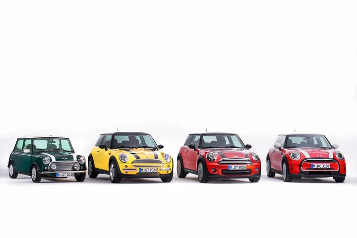 Mini 3 porte, Mini 5 porte e Mini Cabrio 2021: immagini ufficiali