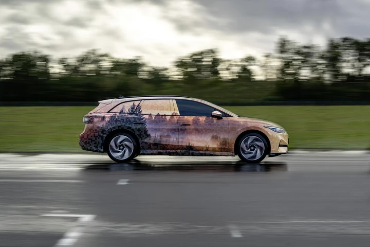 Volkswagen ID.7 Tourer teaser