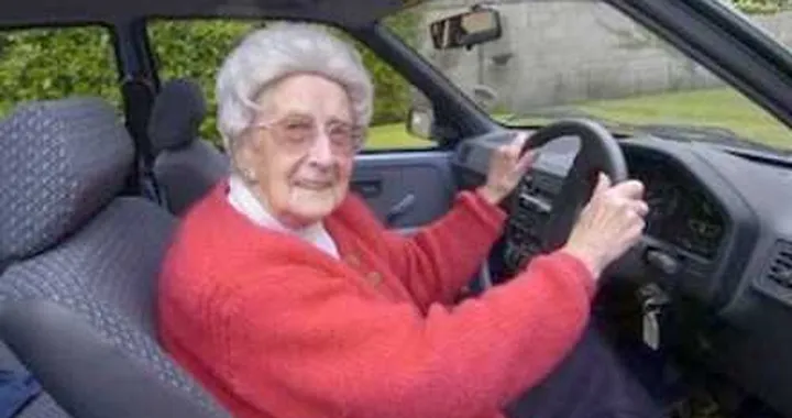 Multa per eccesso di velocità? Guidava la nonna...