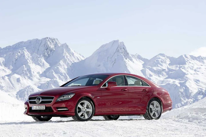 Mercedes CLS: debuttano le versioni 4MATIC BlueEFFICIENCY