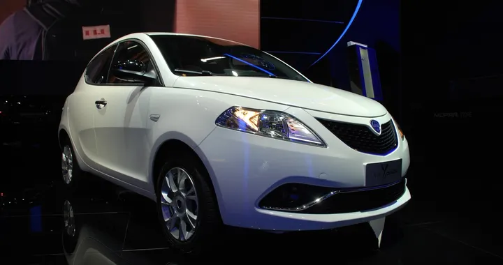 Lancia Ypsilon al Salone di Fracoforte 2015