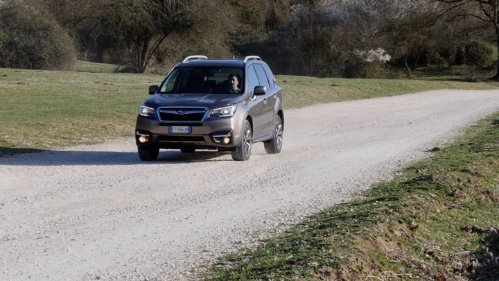 Subaru Forester 2.0i Premium Lineartronic: la prova su strada