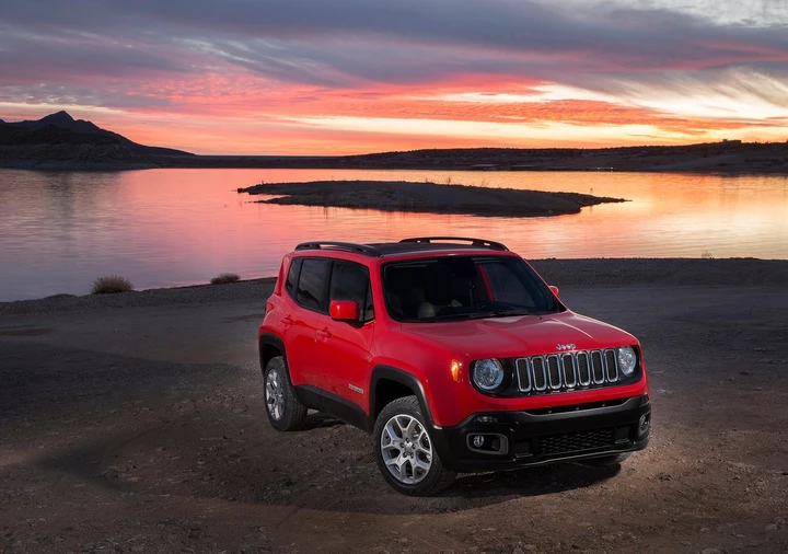 Jeep Renegade, immagini ufficiali