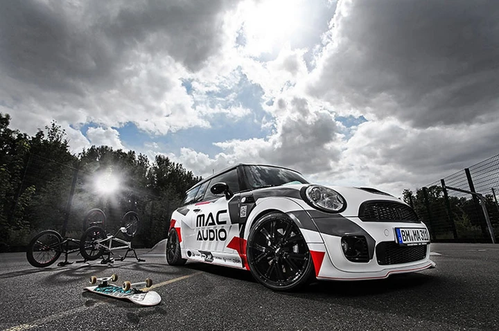 Mini Clubman S by Mac Audio