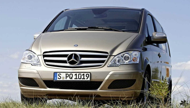 Mercedes-Benz Viano Model Year 2011