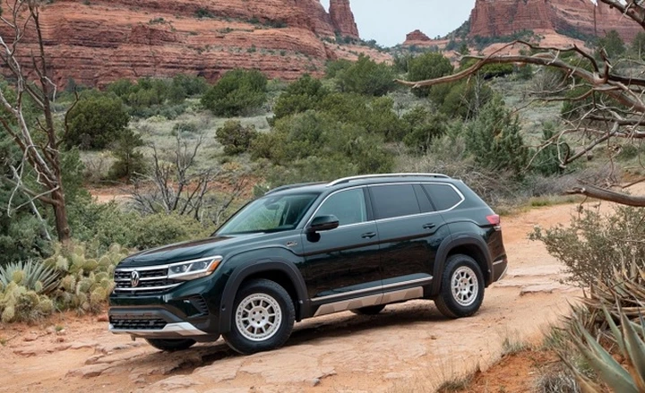 Volkswagen Atlas: debuttano in Usa i nuovi accessori Basecamp