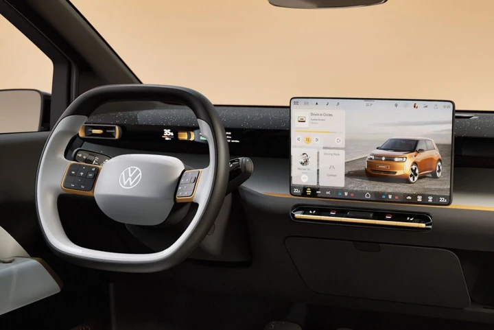 Volkswagen torna ai pulsanti fisici: una rivoluzione nella semplicità