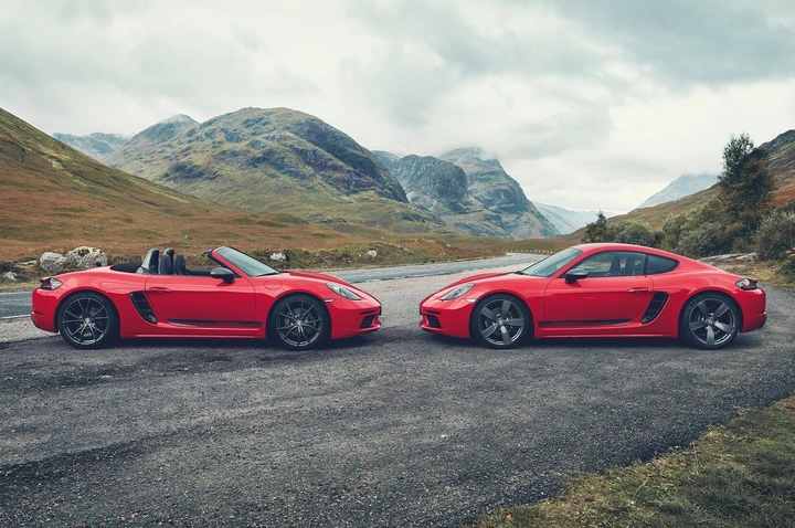 Porsche 718 Boxster T e 718 Cayman T 2019: immagini ufficiali